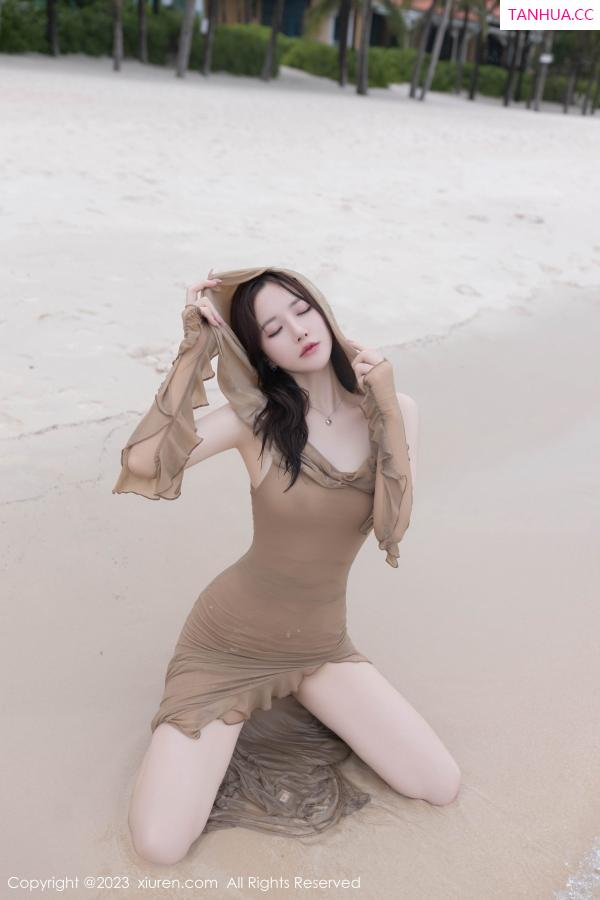 鱼子酱fish  [XiuRen]高清写真图 2023.08.25 No.7288 鱼子酱Fish 沙滩美腿第15张图片